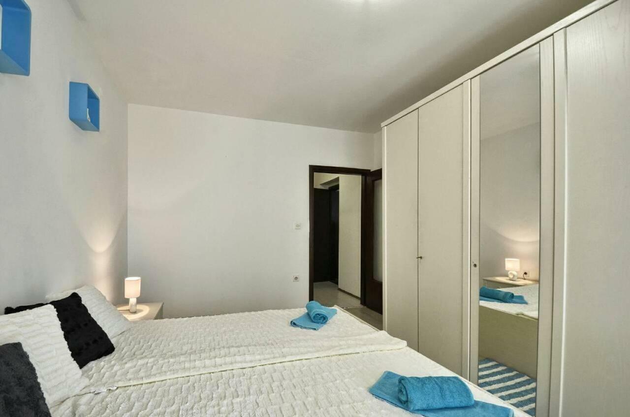 The Big Smile Apartments Pula Exterior foto